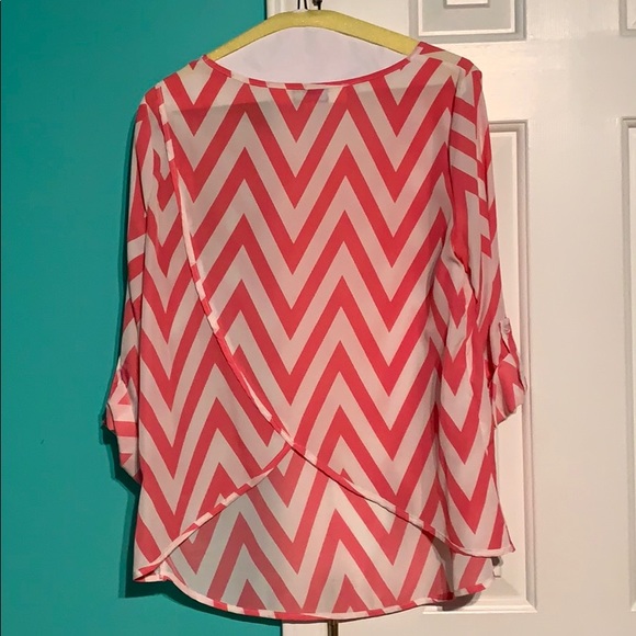 Emmelee 3/4 Length Pink Chevron Blouse - Picture 2 of 4